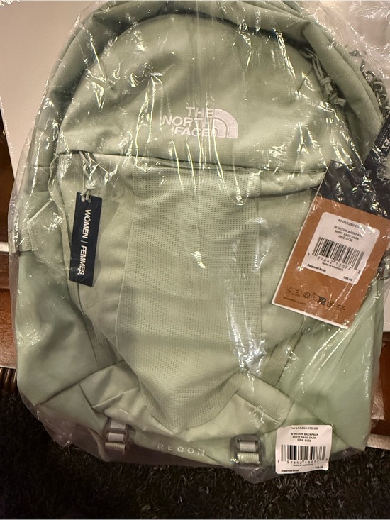 The North Face Handbags - NWT The North Face Recon Women’s Laptop Backpack Misty Sage Dark Heather
